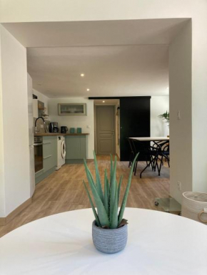 Appartement t2 rez de chaussée Villa Les Tamaris